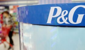 P&G отзывает сухие шампуни из-за бензола