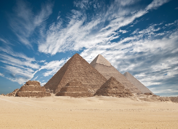 Почти все туристы, застрявшие в Египте, вернуться в РФ до конца недели 